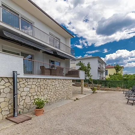 Ninna Holiday home